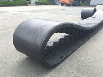 Good price Durable CAT Asphalt Paver Rubber Tracks Less Damage To The Ground Surface online