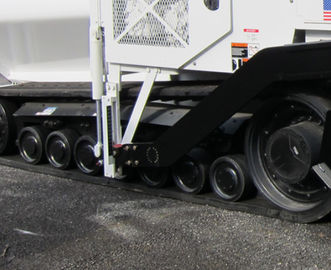 Good price Custom Flexible Paver Rubber Tracks Low Ground Pressure Non Disintegration online